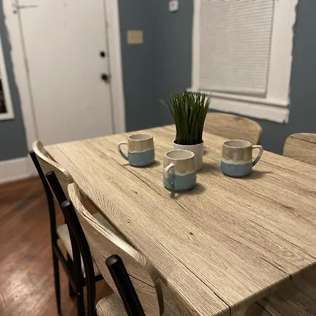Spacious Cozy Apartment 12 Min From